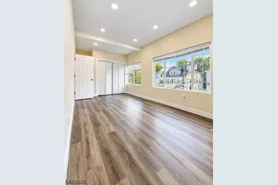 272 Schley St, Newark, NJ 07112 - Photo 19