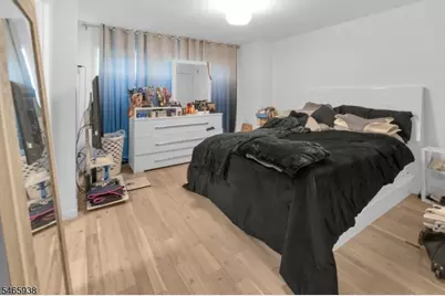 73 Stuyvesant Ave, Newark, NJ 07106 - Photo 3