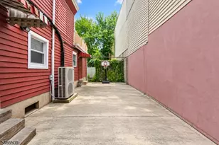 11 Cottage St, Newark, NJ 07102 - Photo 15