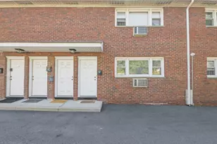 40 Stuyvesant Ave, Lyndhurst Township, NJ 07071 - Photo 5