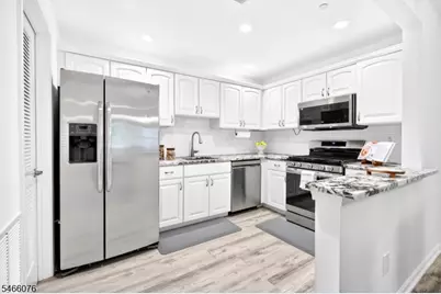 486 Cambridge Dr, Butler, NJ 07405 - Photo 11