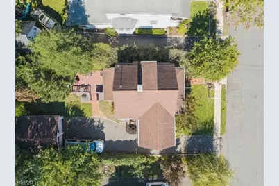 13 Duncan St, Millburn, NJ 07041 - Photo 9