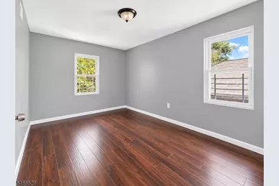 225 Chadwick Ave, Newark, NJ 07108 - Photo 17
