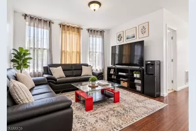 225 Chadwick Ave, Newark, NJ 07108 - Photo 5