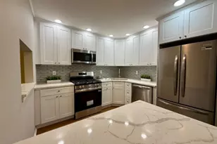 329 Penns Way, Bernards Township, NJ 07920 - Photo 3