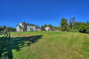 8 Elm Ct, Washington Township, NJ 07853 - Photo 25