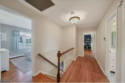 8 Elm Ct, Washington Township, NJ 07853 - Photo 15