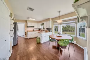 8 Elm Ct, Washington Township, NJ 07853 - Photo 11