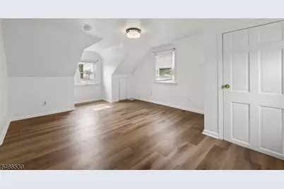 74 Sherwood St, Clifton, NJ 07013 - Photo 21