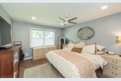 32 Bowfell Ct, Wayne, NJ 07470 - Photo 15
