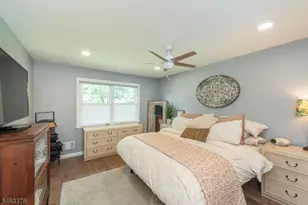 32 Bowfell Ct, Wayne, NJ 07470 - Photo 15