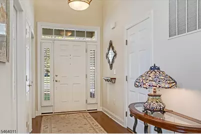 4 Bluffs Ct, Hamburg, NJ 07419 - Photo 3