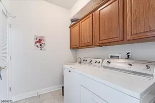4 Bluffs Ct, Hamburg, NJ 07419 - Photo 19