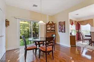 4 Bluffs Ct, Hamburg, NJ 07419 - Photo 11