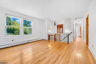 11 Mountain View Ter, Byram Township, NJ 07871 - Photo 5
