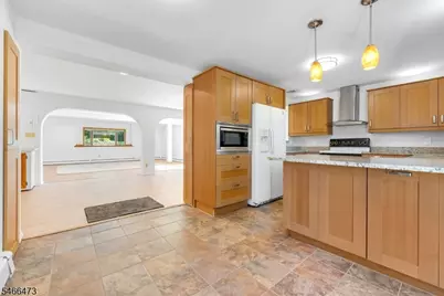 11 Mountain View Ter, Byram Township, NJ 07871 - Photo 11