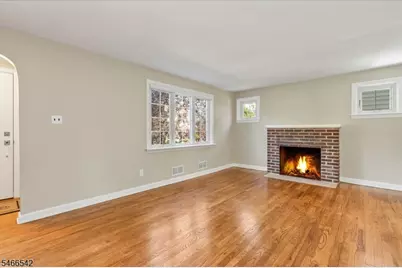 16 Hillside Pl, Cranford Township, NJ 07016 - Photo 3