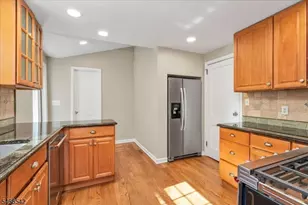 16 Hillside Pl, Cranford Township, NJ 07016 - Photo 13