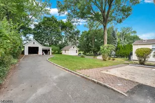 51 Sunset Ave, Bloomfield, NJ 07003 - Photo 19