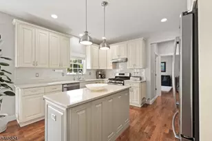 94 Princeton Ave, Rocky Hill, NJ 08553 - Photo 15