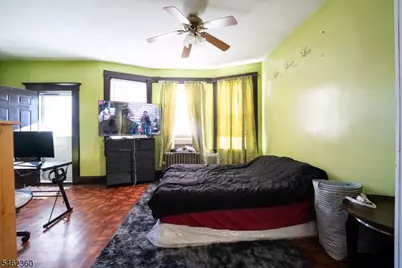 1023 William St, Elizabeth, NJ 07201 - Photo 11