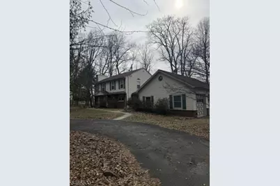 5 Linabury Ln, Chester, NJ 07930 - Photo 1