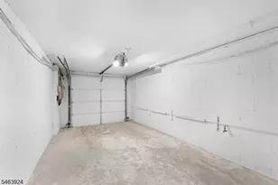 106 Stockton Ct, Parsippany, NJ 07950 - Photo 27