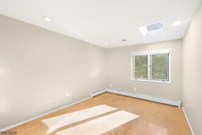 106 Stockton Ct, Parsippany, NJ 07950 - Photo 19