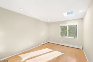 106 Stockton Ct, Parsippany, NJ 07950 - Photo 19