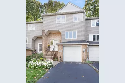 106 Stockton Ct, Parsippany, NJ 07950 - Photo 1