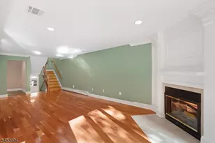 106 Stockton Ct, Parsippany, NJ 07950 - Photo 7