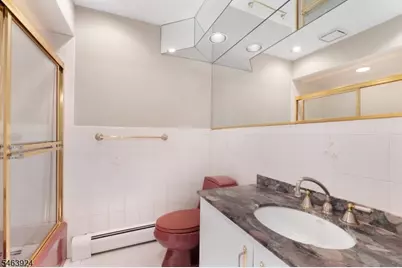 106 Stockton Ct, Parsippany, NJ 07950 - Photo 21