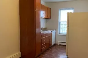 16 Roosevelt Pl, Montclair, NJ 07042 - Photo 1