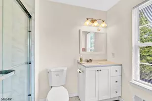 810 Plymouth Rd, North Brunswick Township, NJ 08902 - Photo 29
