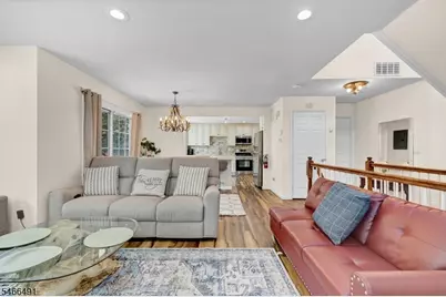 810 Plymouth Rd, North Brunswick Township, NJ 08902 - Photo 11