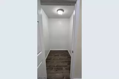 41 Springdale Ct, Clifton, NJ 07013 - Photo 3