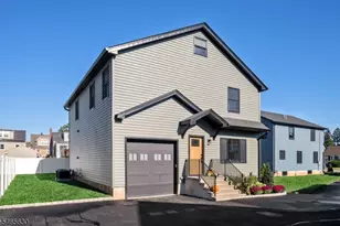29 Bogert St, Totowa, NJ 07512 - Photo 1