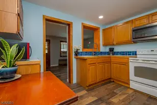 1940 Rutherford St, Rahway, NJ 07065 - Photo 5