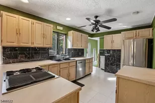 97 Amherst Ave, Woodbridge Township, NJ 07067 - Photo 23