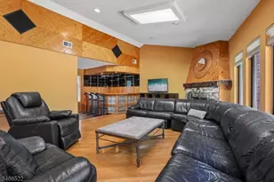97 Amherst Ave, Woodbridge Township, NJ 07067 - Photo 19