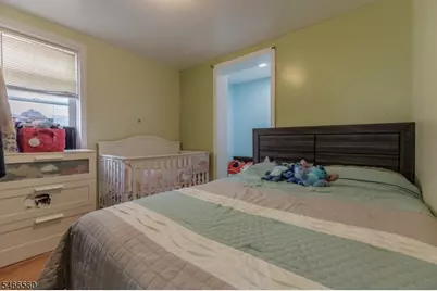 627 Van Buren Ave, Linden, NJ 07036 - Photo 17