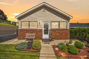 212 Gordon Ave, Totowa, NJ 07512 - Photo 3