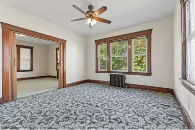 412 N Park Ave, Linden, NJ 07036 - Photo 11