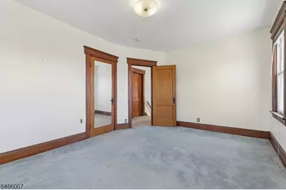 412 N Park Ave, Linden, NJ 07036 - Photo 23