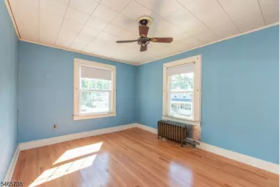 25 Orchard Sq, Caldwell, NJ 07006 - Photo 17