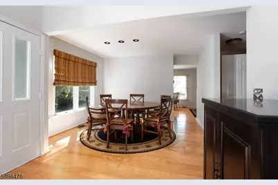 5 Eton Ct, Bedminster Township, NJ 07921 - Photo 7