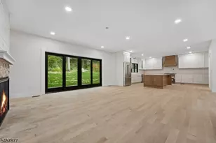 51 Dogwood Rd, Morris Plains, NJ 07950 - Photo 5