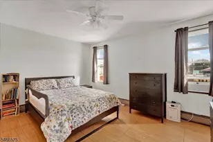 457 Maple Ave, Elizabeth, NJ 07202 - Photo 11