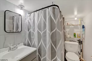 457 Maple Ave, Elizabeth, NJ 07202 - Photo 19