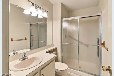 702 Brokaw Ct, Bridgewater, NJ 08807 - Photo 21